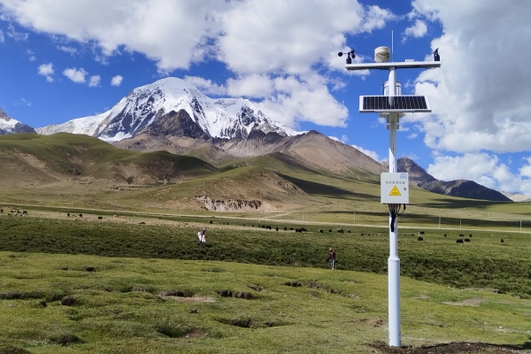 氣象站監(jiān)測設(shè)備圖片4 氣象站監(jiān)測設(shè)備圖片4